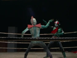 Kamen Rider 1x17 001