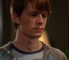 Ghost Whisperer 4x08 002