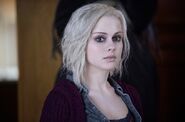 IZombie 1x01 001