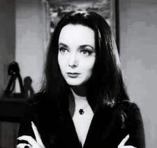 Morticia Addams 001