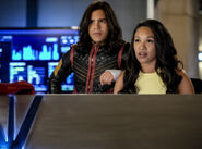 Flash 5x03 006