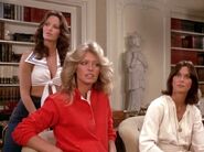 Charlie's Angels 1x04 006