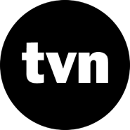 Первый логотип черного цвета