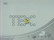 Скриншот рекламной заставки ТВС со 2 сентября 2002 по 21 июня 2003 года с жёлтой бабочкой