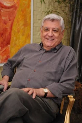 Lauro-Cesar-Muniz