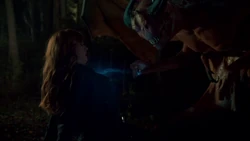 TMI305 Lilith & Clary 05