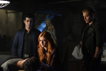 Watch Shadowhunters Season 1 Episode 8 Bad Blood Online