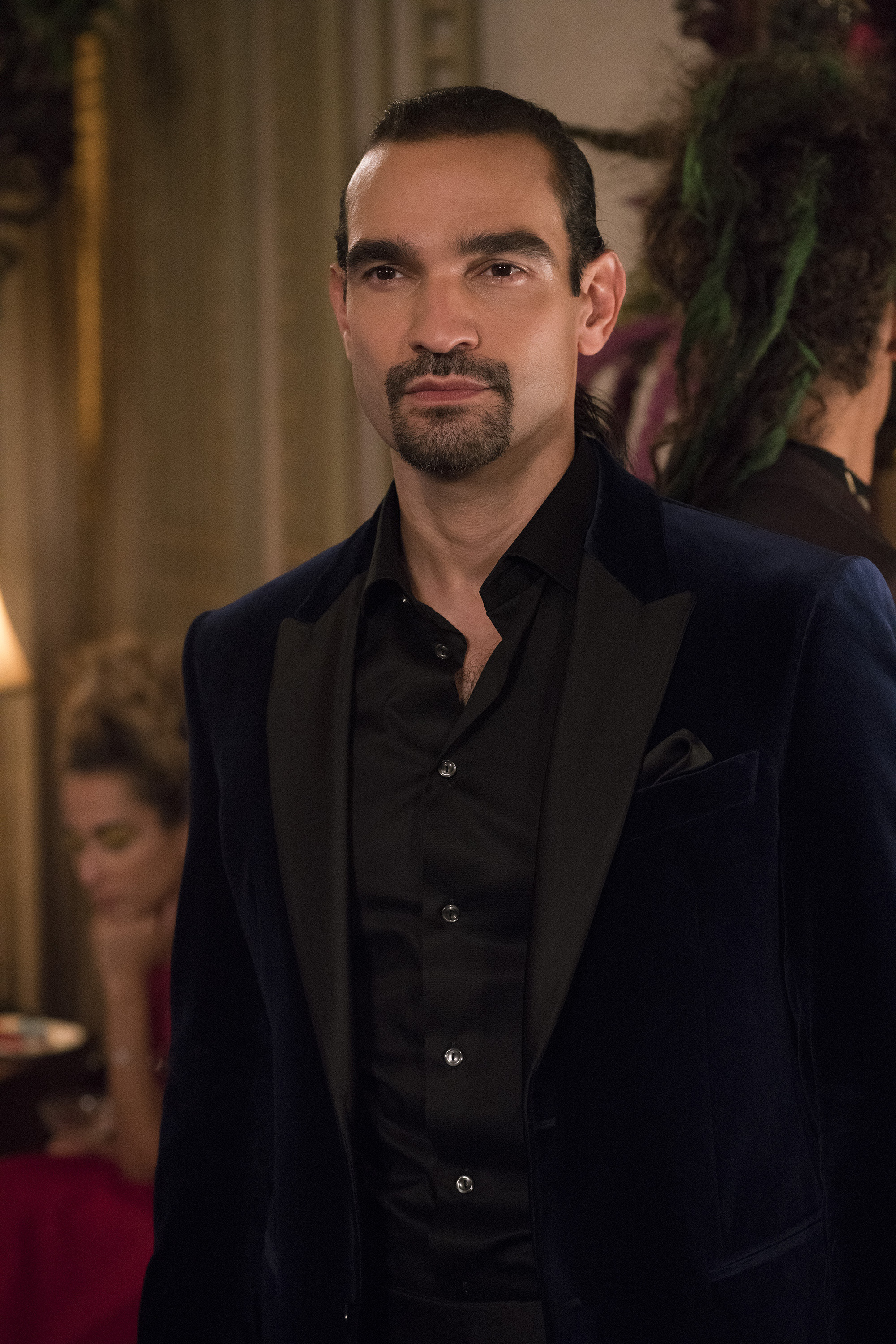 Lorenzo Rey Shadowhunters On Freeform Wiki Fandom Lorenzo Rey Shadowhunters On Freeform Wiki Fandom
