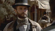 Garret Dillahunt como Francis Wolcott em Deadwood.