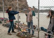 Fear-the-walking-dead-episode-202-walker-935-640x450