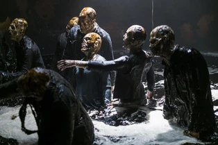 Fear-walking-dead-4x02-walkers