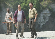 The-walking-dead-season-6-first-look-morgan-james-rick-lincoln-935