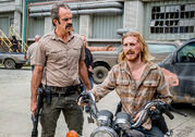 The-walking-dead-episode-812-simon-ogg-935