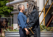 The-walking-dead-season-9-carol-mcbride-ezekiel-payton-935-early-release