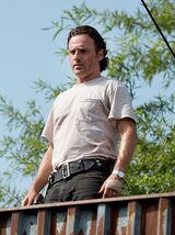 The-walking-dead-episode-607-rick-lincoln-center