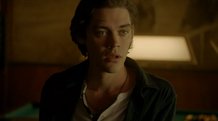 Tom Payne como Leon "Bug Boy" Micheaux em Luck