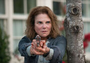 The-walking-dead-episode-608-deanna-feldshuh-3-935