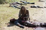 The-walking-dead-season-3-episode-15-this-sorrowful-life-600x399