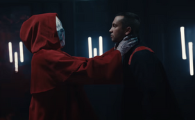 Nico grabbing clancy