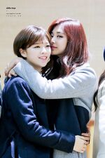 JeongTzu hugging