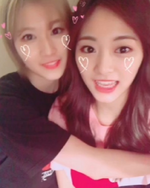 Tzuyu and Sana IG Update