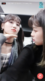 VLive 181125 JeongMo 15