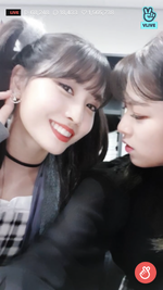 VLive 181125 JeongMo 14