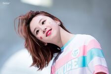 Chaeyoung-1