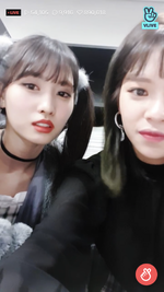 VLive 181125 JeongMo 9