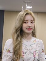 Dahyun MGMA Backstage 190828 1