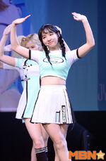 Nayeon Cheer Up showcase 6