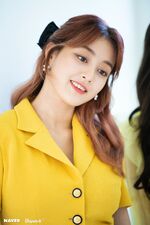 Jihyo Dispatch 201027 2