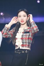 2018 AAA Nayeon 12