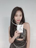 Tzuyu Naver 191225 2