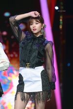 2018 Blue Dragon Film Awards Jeongyeon 3