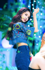 200608 INKIGAYO BONUS TZUYU 1