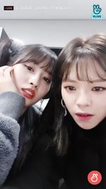 VLive 181125 JeongMo 5