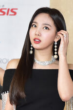 2018 AAA Carpet Nayeon