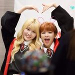 JeongMo making a heart