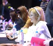 Sana Fancy Fansign 190626 3