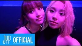 TWICE Vlog "FANCY" 8