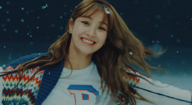 Jihyo Knock Knock MV 2