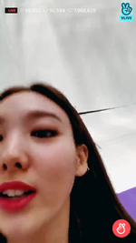 VLive 180805 Nayeon 3