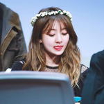 Jihyo wearing a flower crown