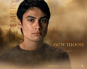 New-moon-wallpaper-embry