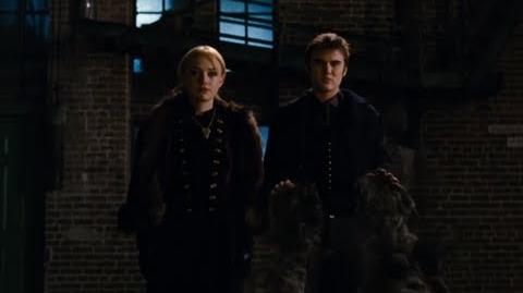 Dakota Fanning Breaking Dawn Part 2 Clip - Jane and Alec!