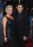 Peter with his wife Jennie Garth.