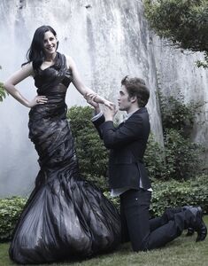 Robert Pattinson and Kristin Stewart in Bazaar (6)