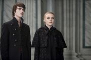 New-moon-still-alec-and-jane-of-the-volturi-9182897-450-299