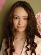 Jodelle-ferland-10